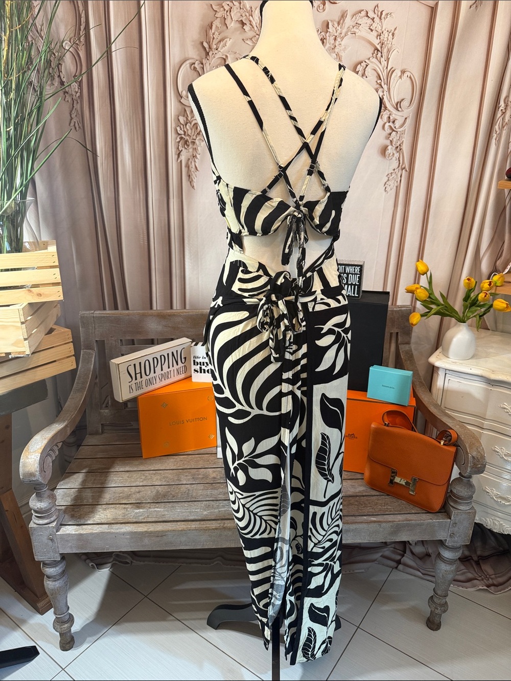 Vintage Black and Cream Botanical Halter Maxi Dress - Picture 3 of 3
